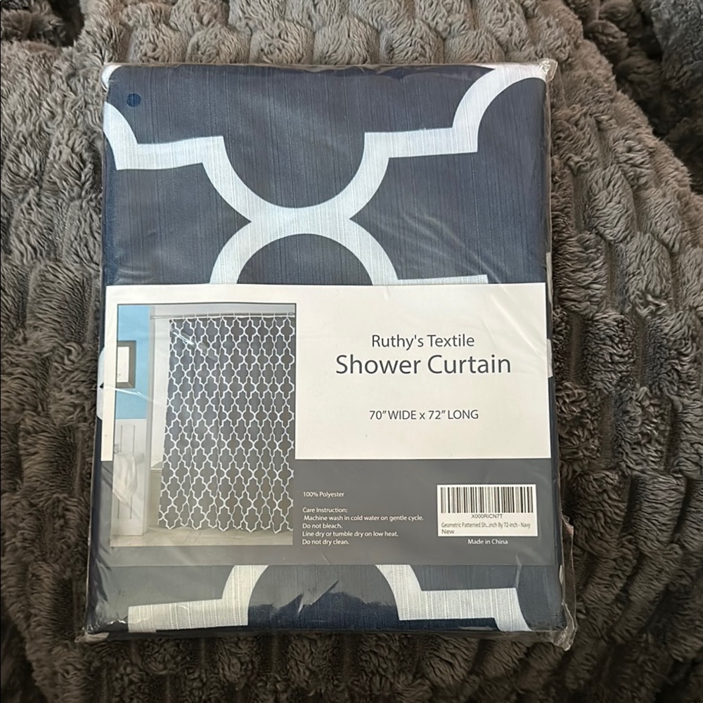 Blue and White Shower Curtain with Geometric Pattern
